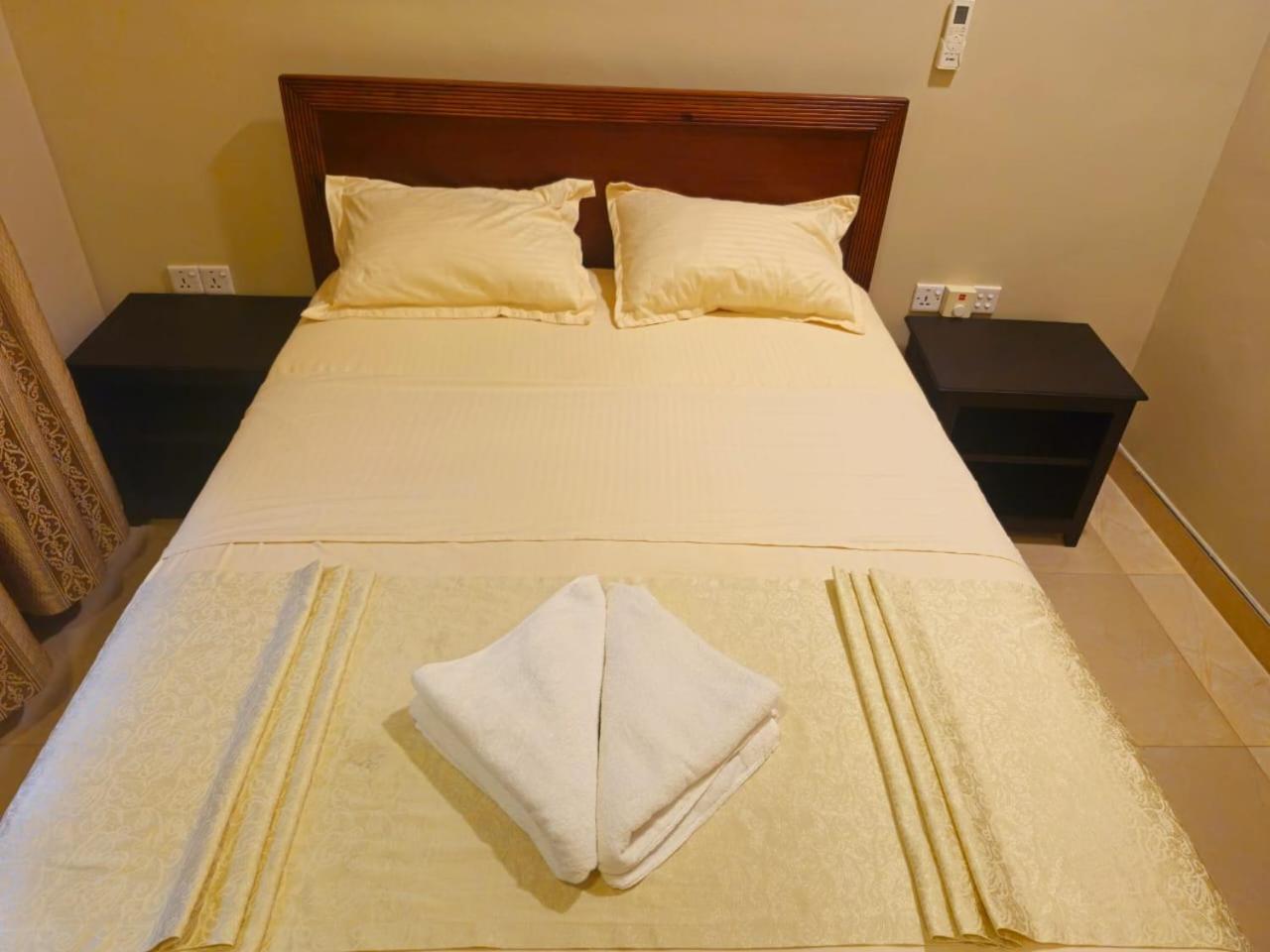 Royal Point Arugambay Hotel Arugam Bay Room photo